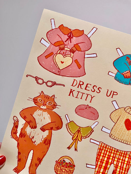 Dress up kitty